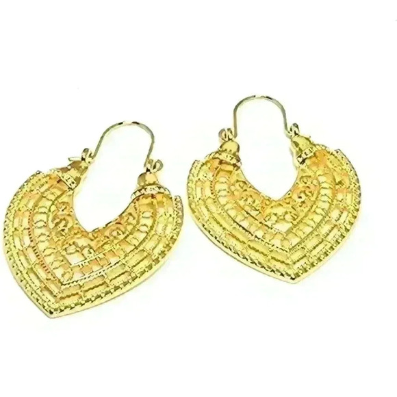 Unbranded Jewelry - NWOT Golden Hoop Earrings
